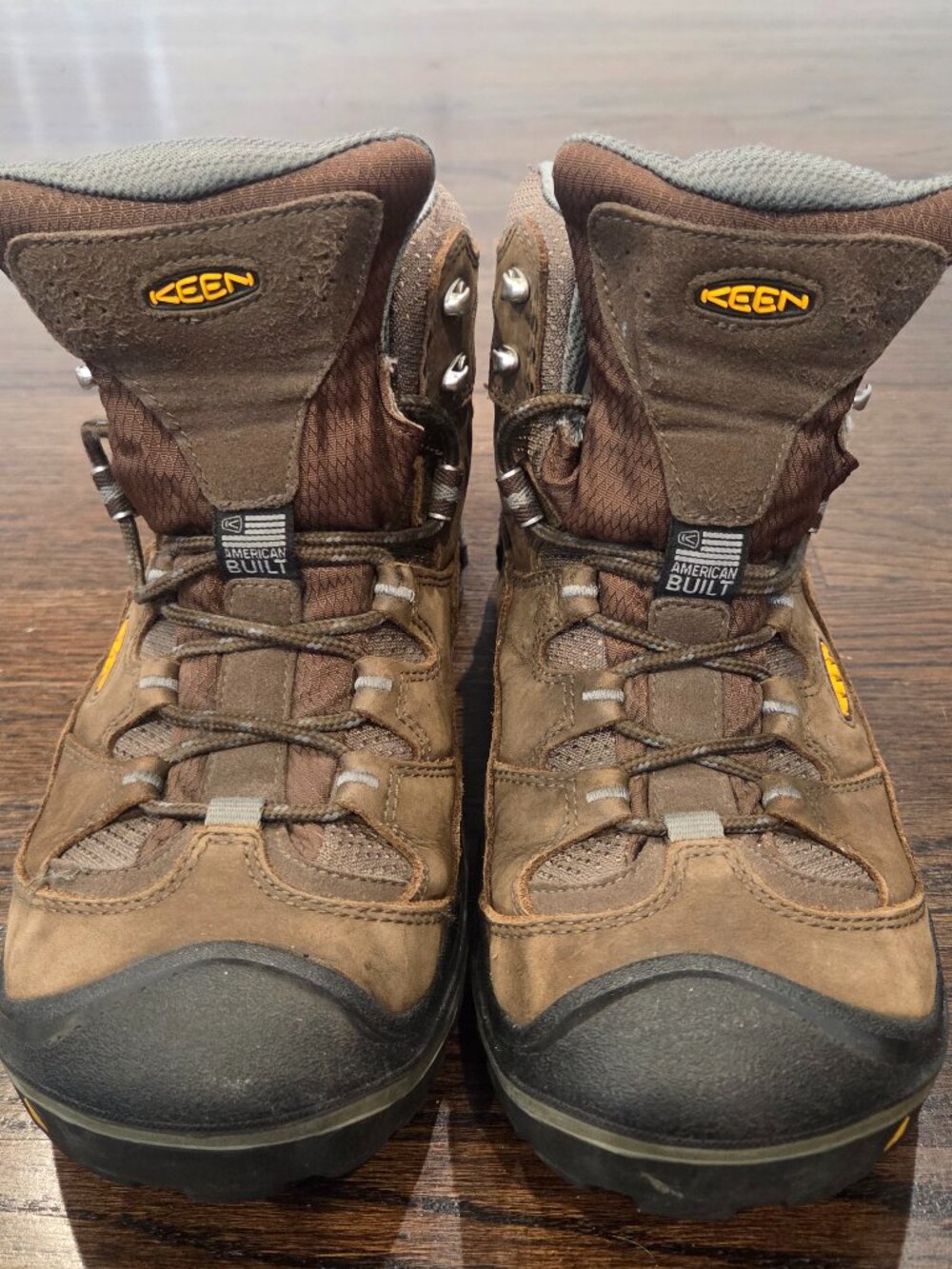 KEEN Durand Mid WP Men's Size 11 Waterproof Hiking Boots Brown